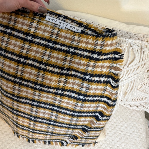 FASHION NOVA (NWOT) Wool Plaid Skirt. Yellow Navy White - Picture 4 of 6